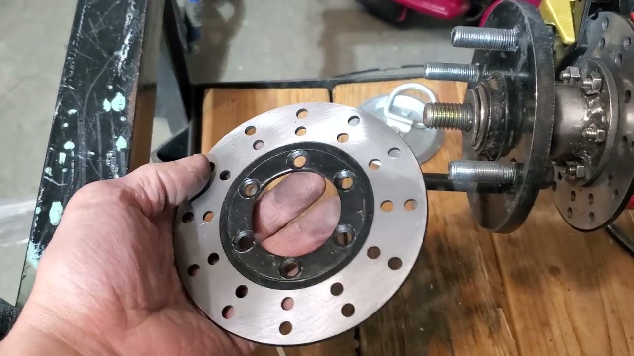 Yerfdog Spiderbox Front disc brakes.