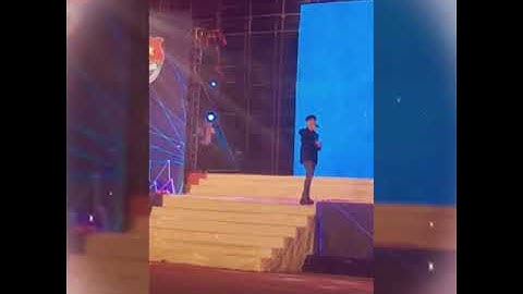 CÒN YÊU , ĐÂU AI RỜI ĐI - Đức Phúc hát live | Việt Trì Phú Thọ