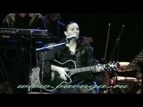 Елена Ваенга - Сердце напополам, Подруги