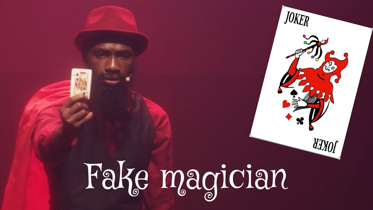⁣Fake Magician