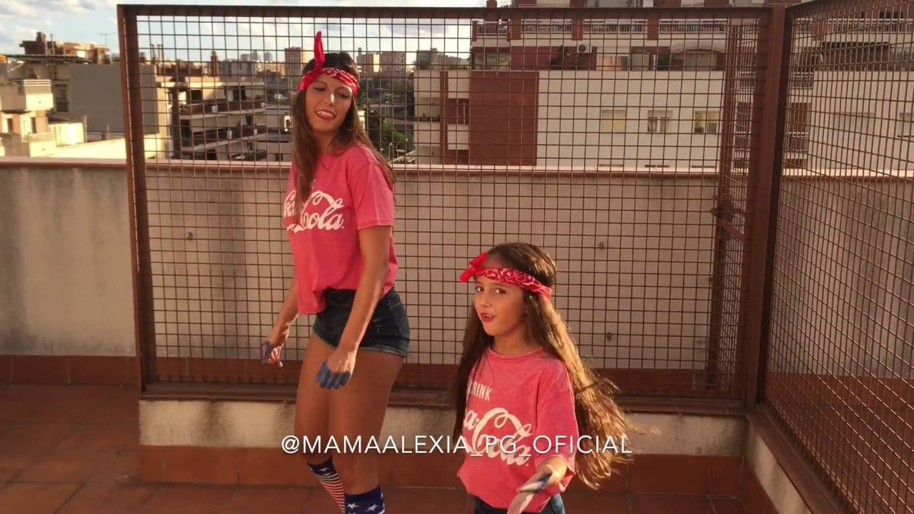 de TUTORIAL DE BAILE - canción Telephone de Lady Gaga y Beyonce by Alexity video baile en instagram