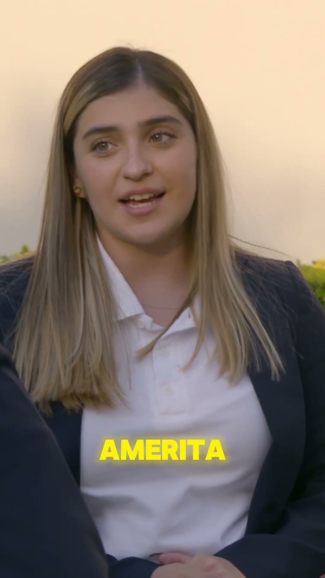 ? Daniela humilla a sus amigas que no son populares #LaRosaDeGuadalupe