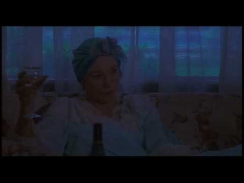 Postcards from the edge (1990) scene with Shirley MacLaine and Meryl Streep