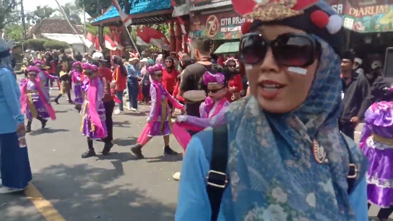 Tari Tradisional Asoka Carnival #kesenian #budaya #festival #hiburan #carnival #carnaval #agustus 