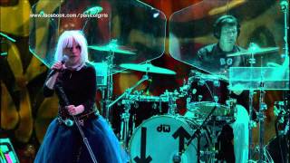 Blondie - Break Your Heart (Taio Cruz cover)  (Live at IOW Festival 2010) HD chords