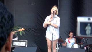Sia - Soon We'll Be Found @ All Points West 2008
