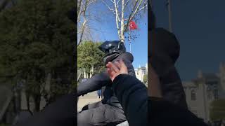 Rüzgarın Vücudu Okşaması