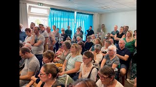 Incendie de 2 immeubles amiantés à Rouen : le face-à-face entre les riverains et le maire