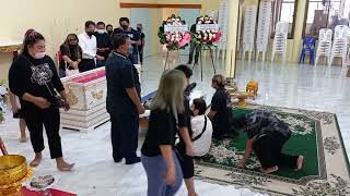 พิธีการทำศพของ(สัปเหร่อนกยูง) วัดอุดมรังสี