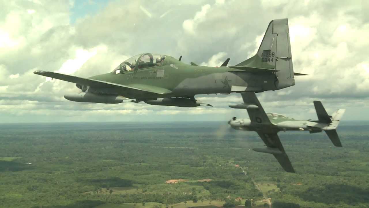 Aviao De Controle Super Tucano