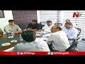 Minister Talasani meets Chiranjeevi, Nagarjuna