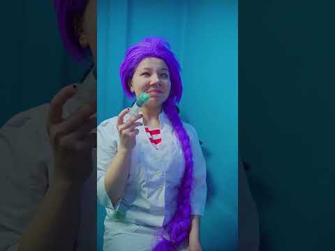 Rumi has opened her own hospital for game characters! #kpopdemonhunter #funny #memes
