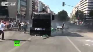 Polis Ve Toma Böyle Saldırdı