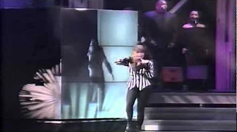Paula Abdul - Straight Up (Live In Japan) (Widescreen) (HQ) Paula Abdul - Straight Up (Live In Japan) (Widescreen) (HQ)