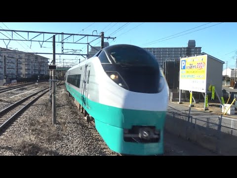 E657系特急フレッシュひたちリバイバルカラー 常磐線の龍ケ崎市駅を通過