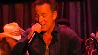 Video thumbnail of "Bruce Springsteen - This Little Girl (Asbury Park, NJ "Light of day benefit 2015)"