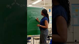 Why does oxygen in H₂O₂ show −1 oxidation state, not −2 like in water?