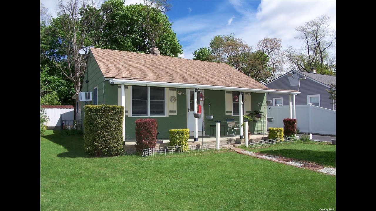 70 E Halley Lane Central Islip Real Estate YouTube