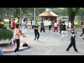 Bailando en el Parque Lumphini de Bangkok (Tailandia) - Dancing at Bangkok&#39;s Lumphini Park