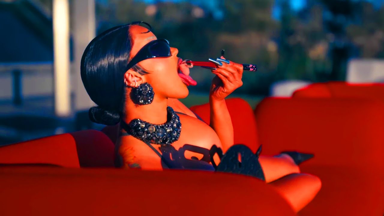 Nicki Minaj X Cardi B - BARDI BARBIE(Music Video) 2025