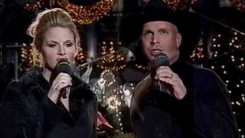 Thumbnail of GARTH BROOKS & TRISHA YEARWOOD "WHAT CHILD IS THIS?"  [150]