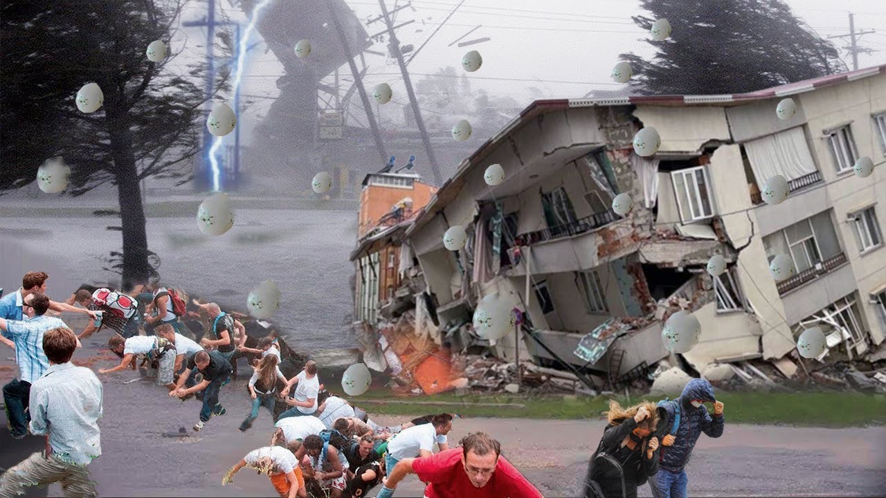 Chaos in Latvia, Europe now - Peoples are running! Devastating storm ...