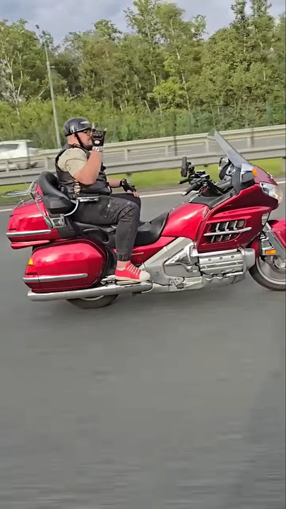 Honda Gold Wing 1800 #motorcycle #honda #motorcycles #rossiya #motorbike #bike #bikelover #goldwing