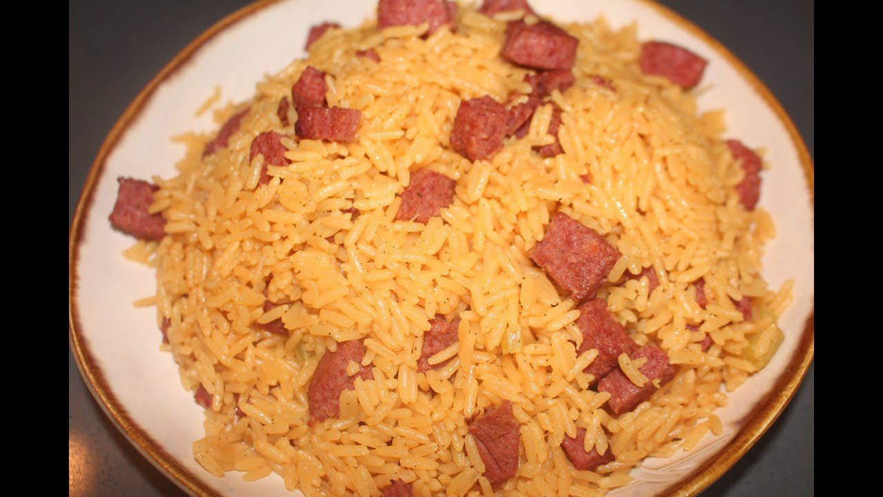 Dominican Salami and Rice (locrio de salami) - YouTube