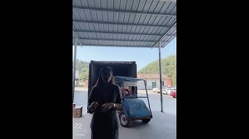 Factory Trip No. 5 -- Container loading in factory warehouse  (20201022) 工厂大门口那里的仓库 装柜讲解