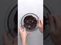 How to melt chocolate (the right way) 🍫 #meltchocolate #chocolatelover