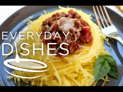 How to Prepare Spaghetti Squash - YouTube