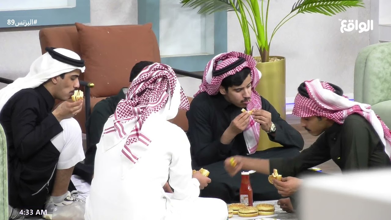 عشاء المتسابقين برقر بأيادي محترفين #البزنس89