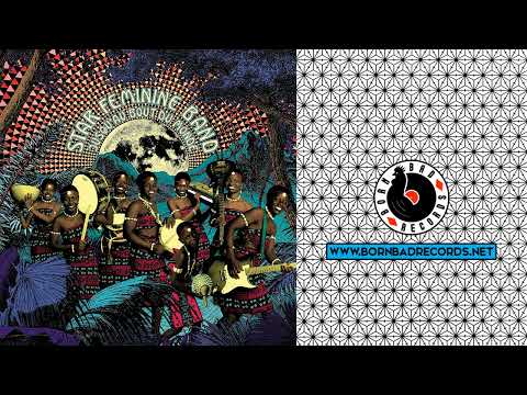 Star Feminine Band - L'enfant c'est notre Dieu