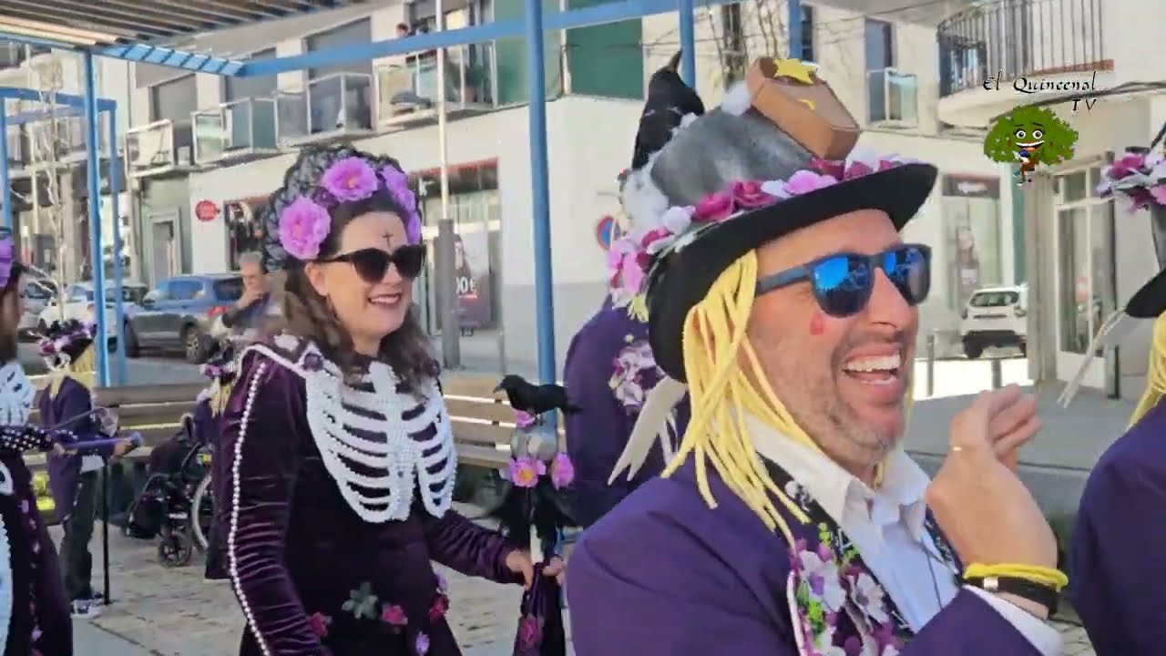 Buen ambiente en el Pasacalles de disfraces en Pozoblanco. Domingo de Piñatas