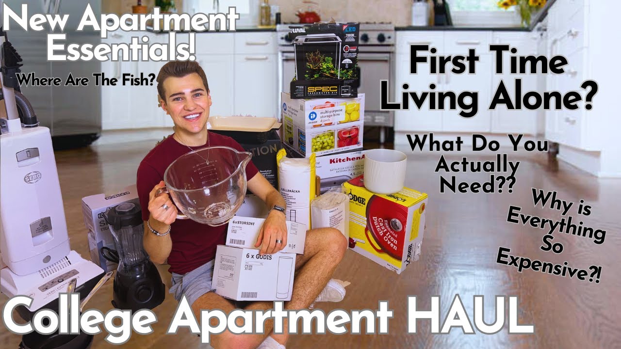 MOVING INTO MY FIRST COLLEGE APARTMENT *Apartment Essentials HAUL