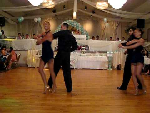 Salsa dancing by Descarga Latina