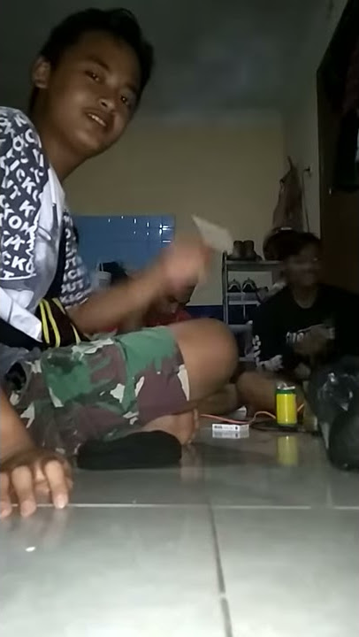 Malam minggu nyh ngopi di kosan😎