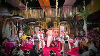 KUPU-KUPU TARUM // PURA PENATARAN AGUNG JUKUT PAKU #napakpertiwi