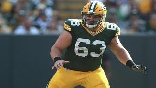 The Green Bay Packers sign the Corey Linsley center to contract extension.