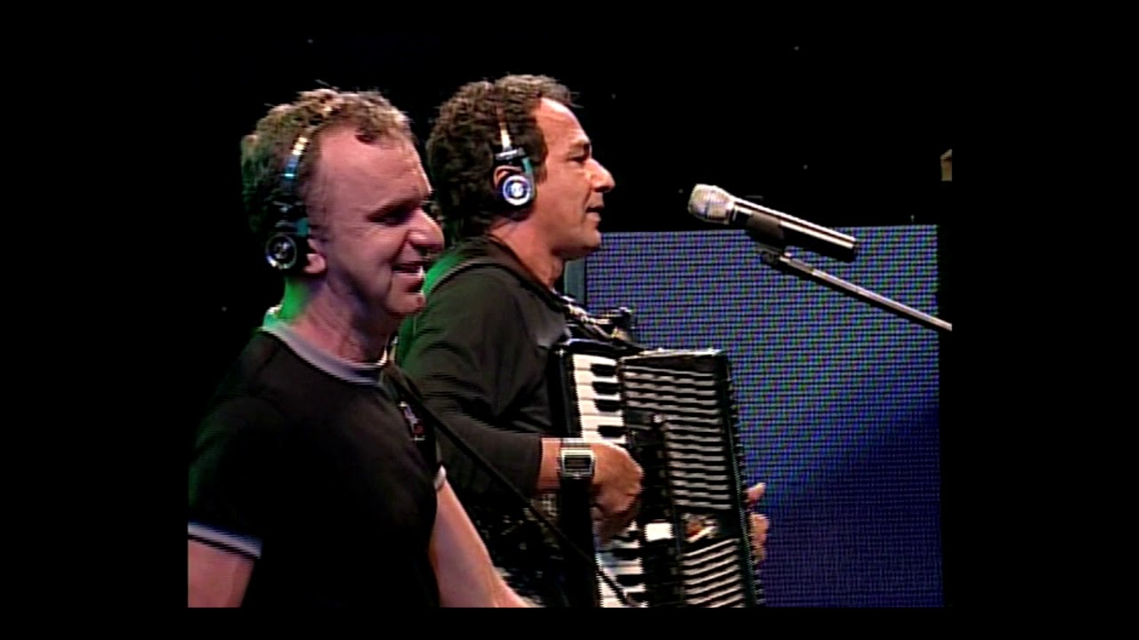 Pout Pourri 6 - Mastruz com Leite [DVD 2 - Ao Vivo em Caruaru]