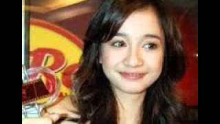 Download Lagu laudya cynthia bella MP3 Download Lagu laudya cynthia bella MP3