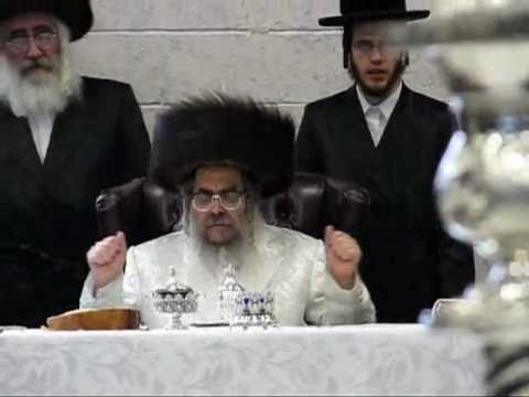 Satmar Rebbe at Tish in Kiryas Yoel