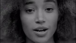 Amandla Stenberg - Cry Wolf