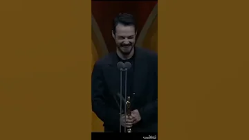 افضل ممثل مارت يازجي اوغلو عن دوره في مسلسل البراعم الحمراء 