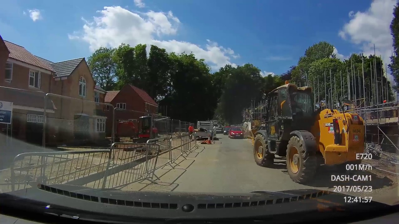 Harron Homes   Dangerous Retford Site