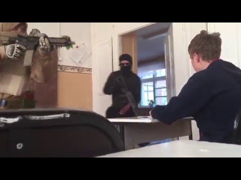 Как свалить с уроков или розыгрыш