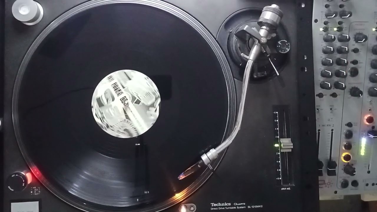 Pzeko & Cracoucass–33 Split 03 B1