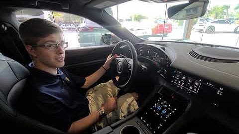 How to use the multifunction buttons on your Porsche Taycan