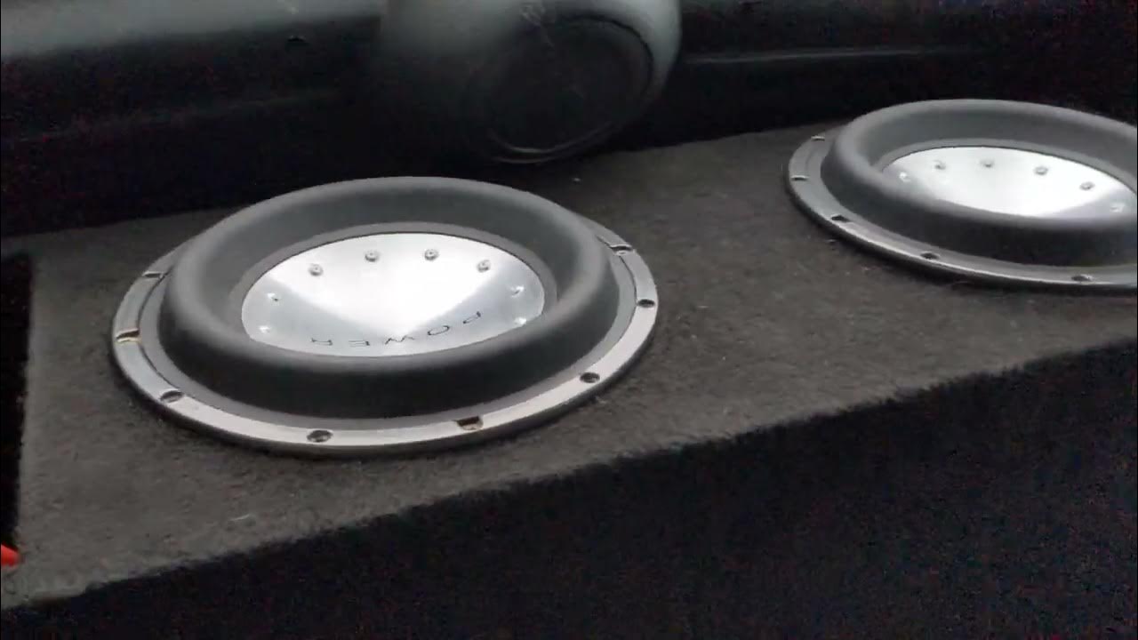 Taramps Smart 3K into two Rockford Fosgate T110D4 YouTube