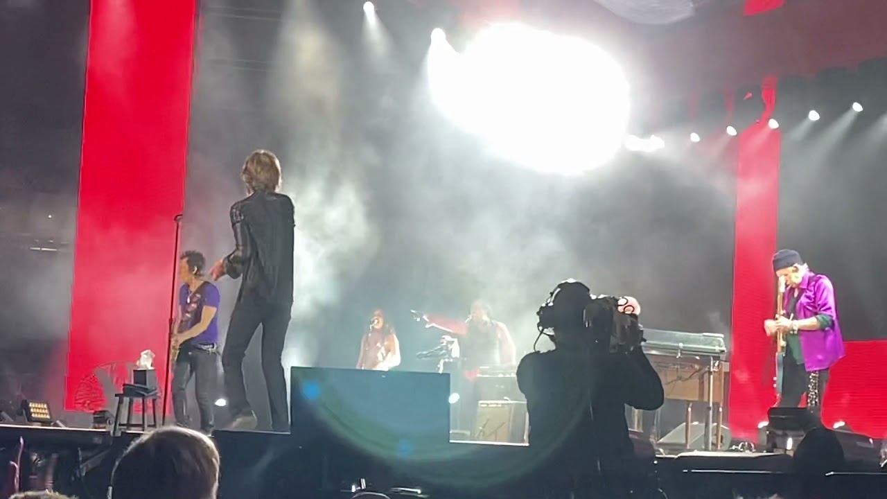 The Rolling Stones 102421 Minneapolis. Jumpin’ Jack Flash YouTube